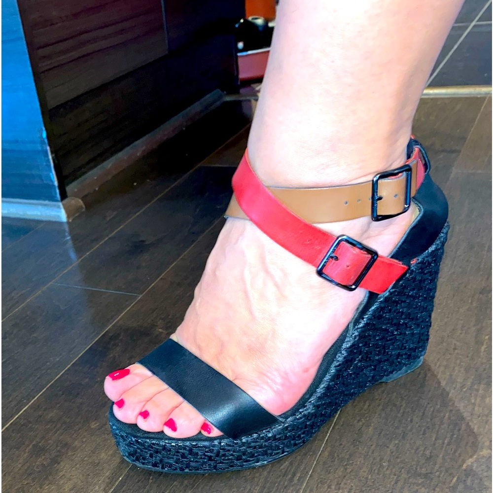 Beautiful Lacoste Heel Sandals Black with red and orange straps Just like NEW